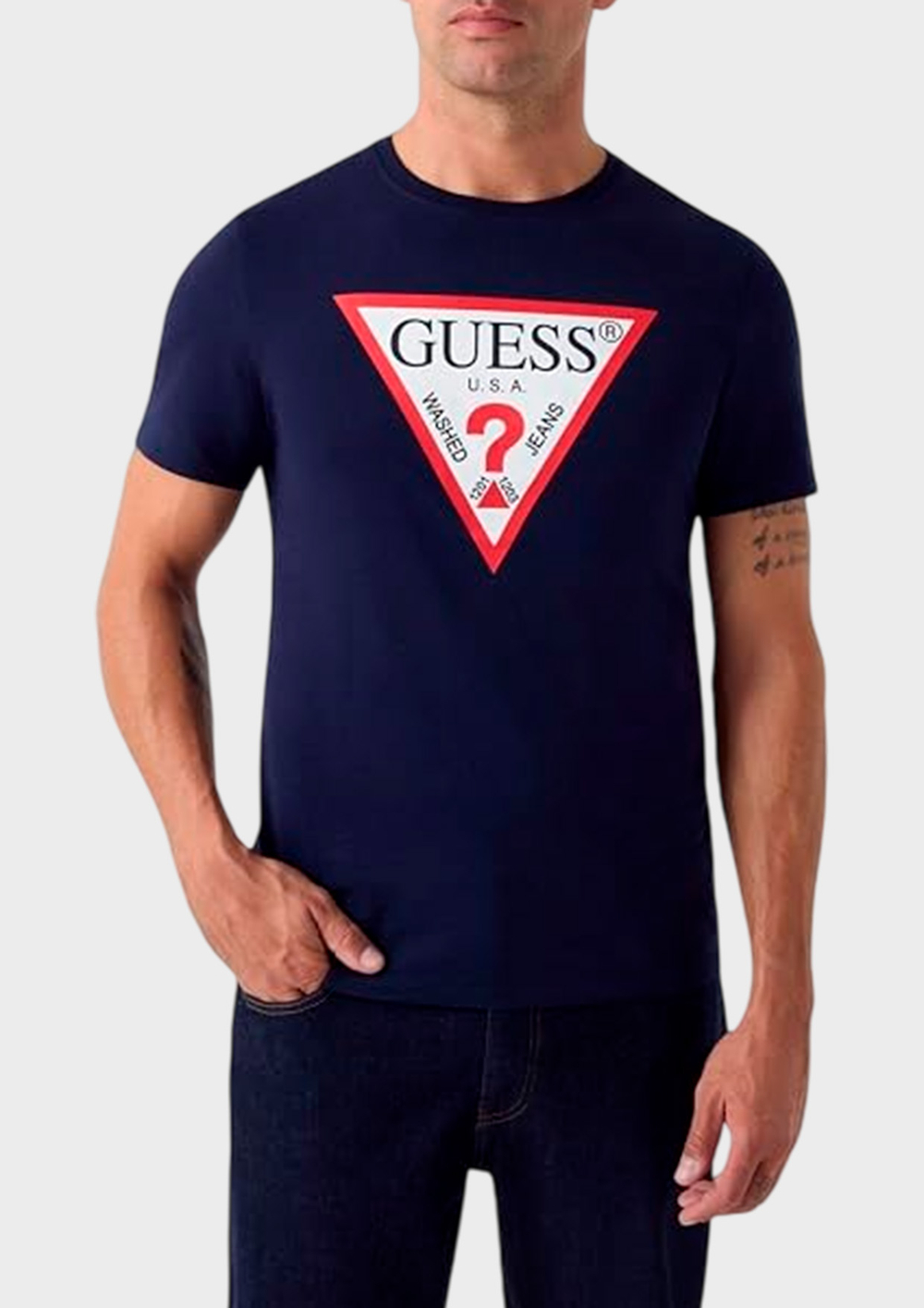 Футболка GUESS