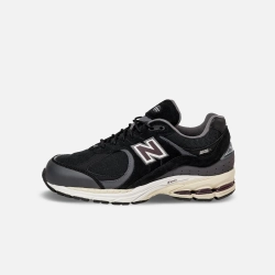 Кроссовки New Balance 2002 Leather
