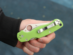 Нож Spyderco Paramilitary 2 Неон/Б C81GNGRS
