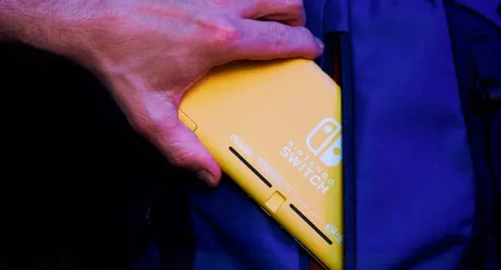 Игровая приставка Nintendo Switch Lite желтый