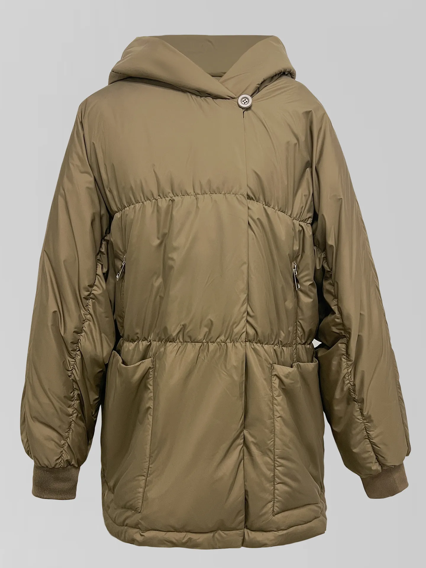 Куртка Rosy Pink 2990 однотонная со скрытой молнией и манжетами на рукавах