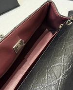 Сумка Chanel 2.55 Reissue Small чёрная из состаренной кожи премиум класса