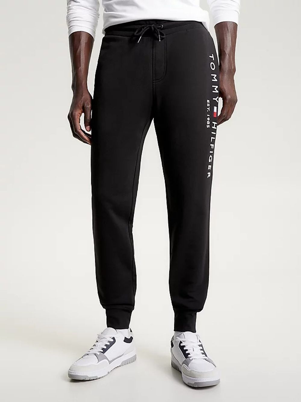 Брюки спортивные мужские TOMMY HILFIGER LOGO SWEATPANTS