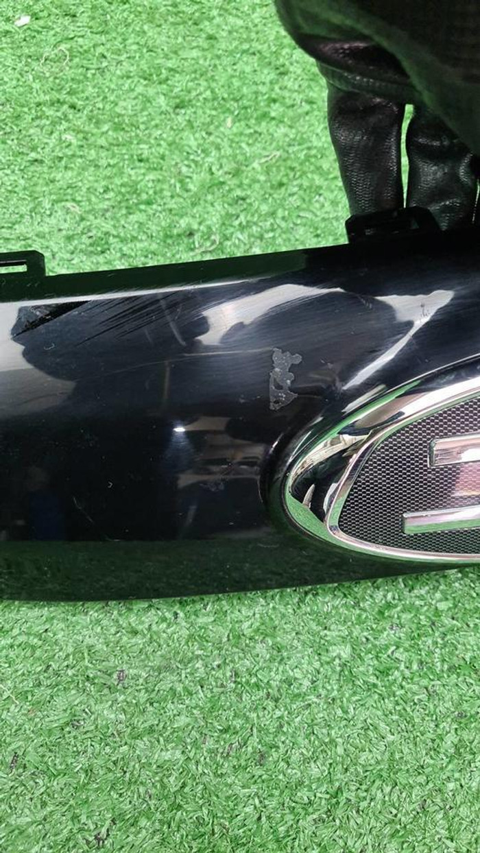 Накладка решетки радиатора JAC JS3 (2023-н.в.)