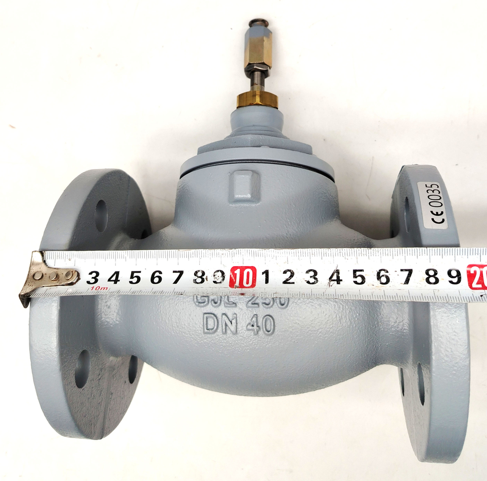 Клапан двухходовой фланцевый Honeywel V5328A1088 DN40 Kvs-25 PN16