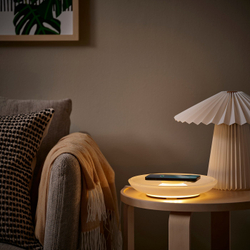 IKEA VÄSTMÄRKE  (ИКЕА ВЭСТМЭРКЕ)  -  Беспроводное зарядное устройство с подсветкой