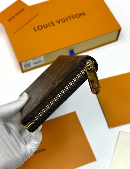 Кошелек Louis Vuitton Zippy Monogram Macassar
