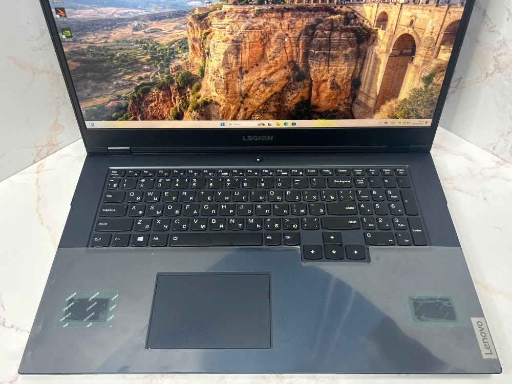 Ноутбук Lenovo Legion 5 17ITH6 (82JN000ARU)/17.3"/Intel Core i7 11800H/16GB/SSD 1024GB/RTX 3050 4GB/1920x1080/IPS 144Hz/Windows 10/Подсветка кл-ры: LED/Синий. Состояние: B1