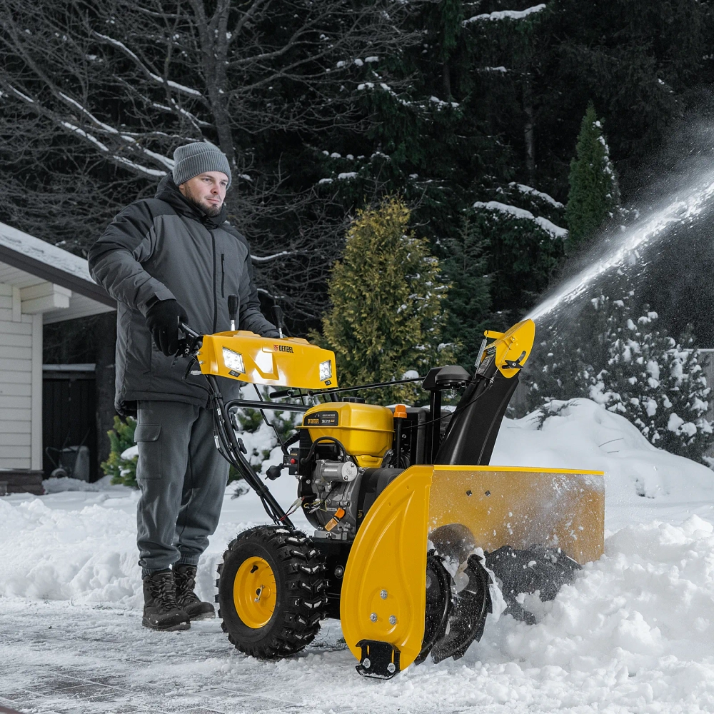 Снегоуборщик бензиновый с электрическим стартером DENZEL SBL 711D PRO (97655)