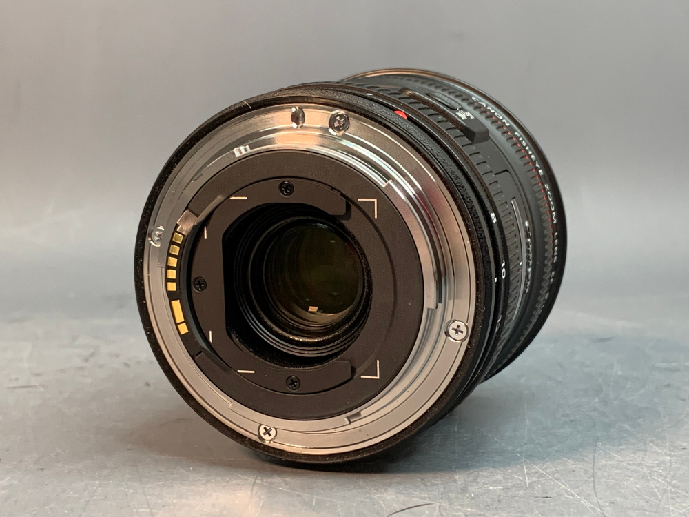 Canon EF 8-15mm f/4.0L Fisheye USM