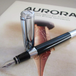 Перьевая ручка Aurora TU Metal Cap Black CT, перо - F, в подарочной коробке