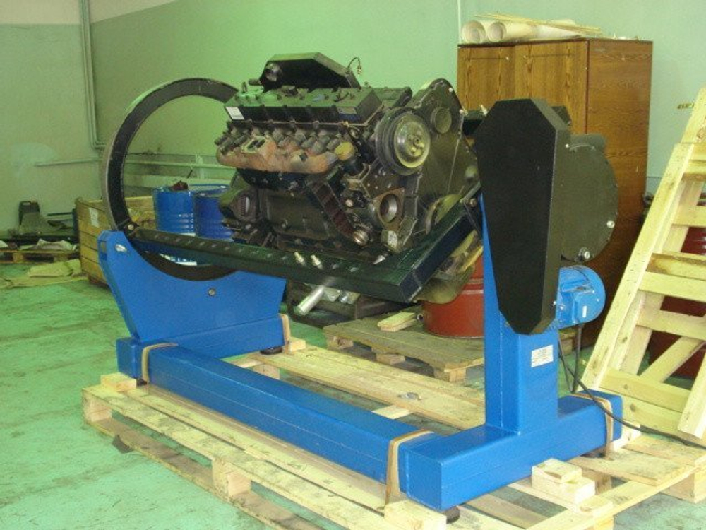 Стенд для ремонта двигателя Р770Е