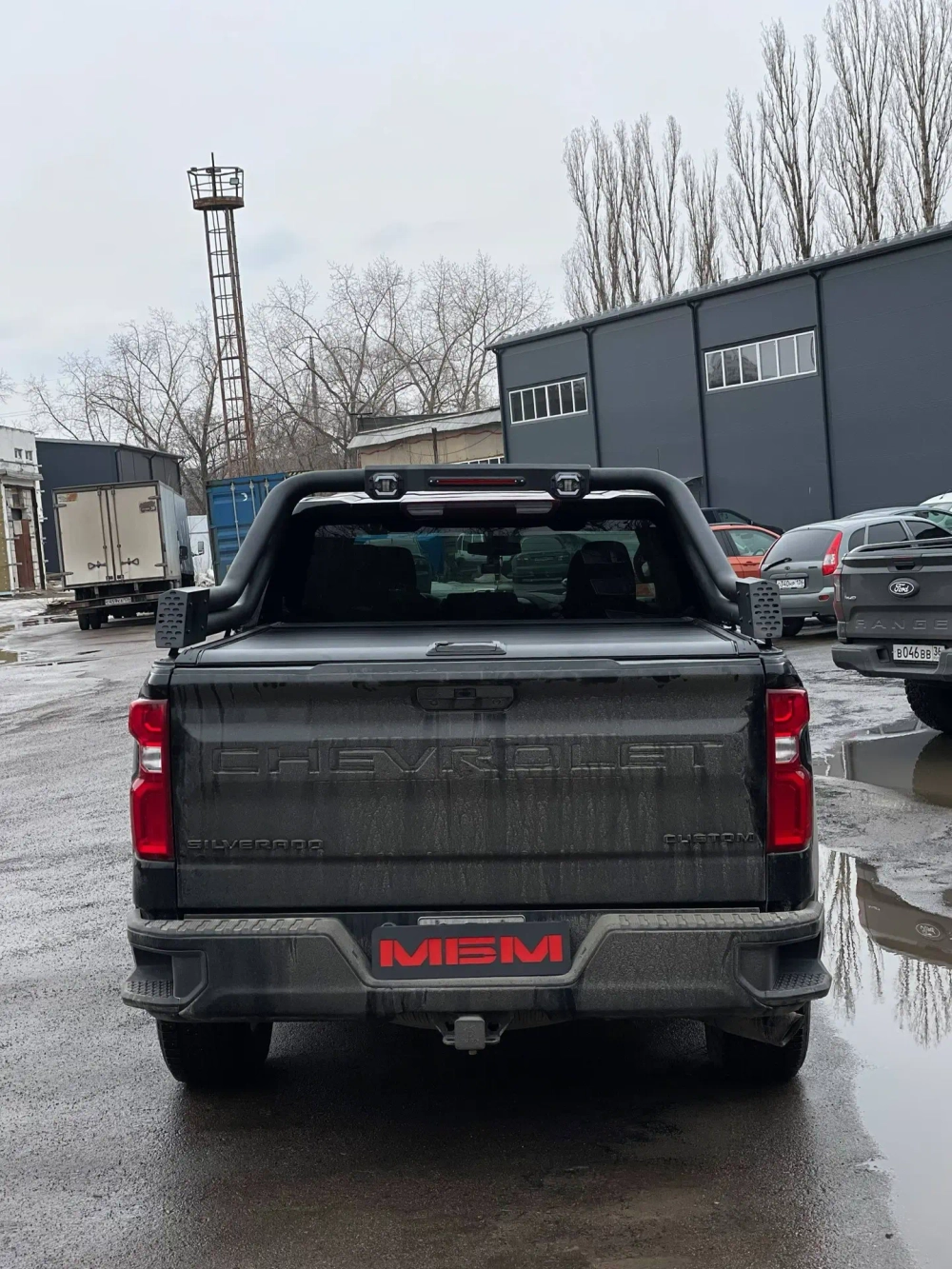 Роллета механическая на пикап Chevrolet Silverado (крышка кузова)