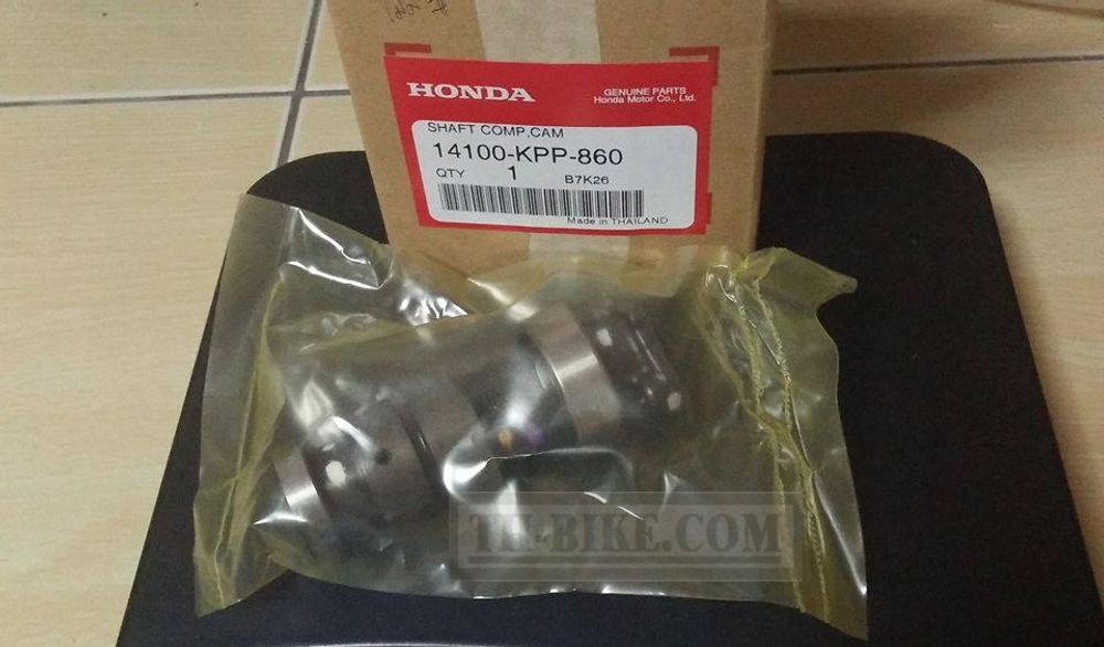 14100-KPP-860. CAMSHAFT COMP. Honda CBR125, CB125R (CBF125N)