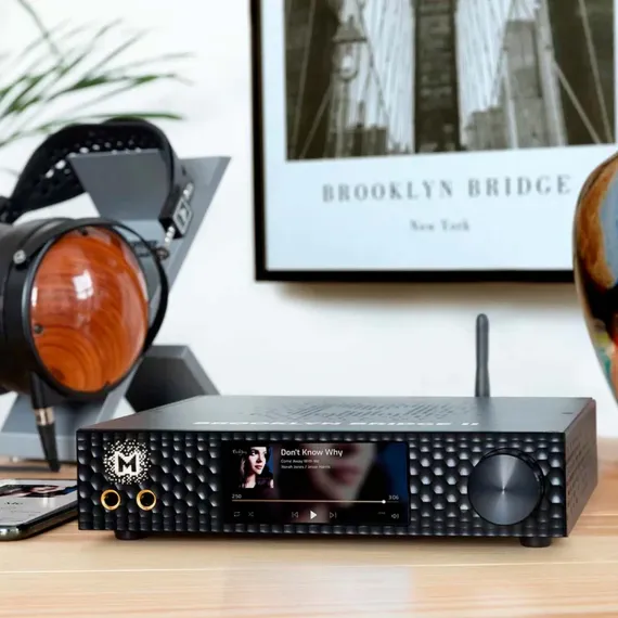 Mytek Brooklyn Bridge II Roon Core Black