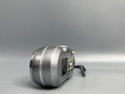 Sony Cyber-shot DSC-P93