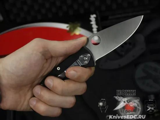 Нож складной Spyderco Tenacious C122GP c клинком из стали 8Cr13MoV, рукоять G10