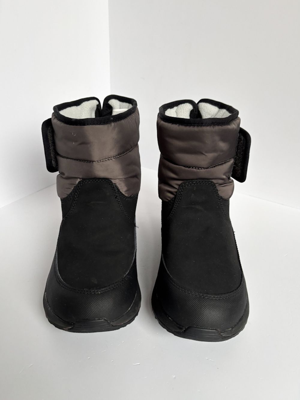 Утепленные ботинки Ugg, 33