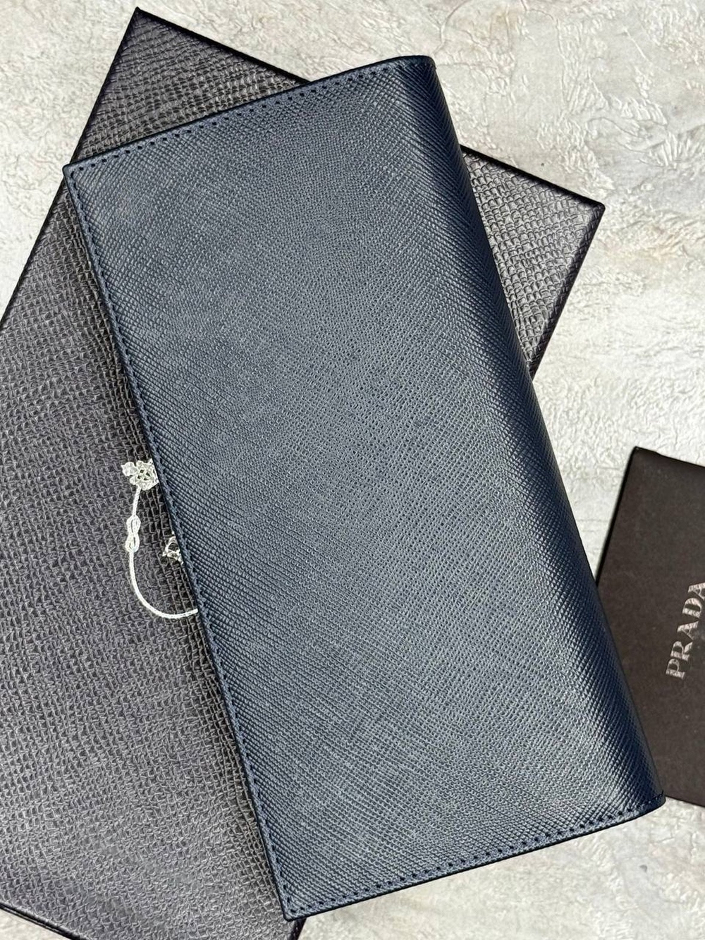 Бумажник Prada