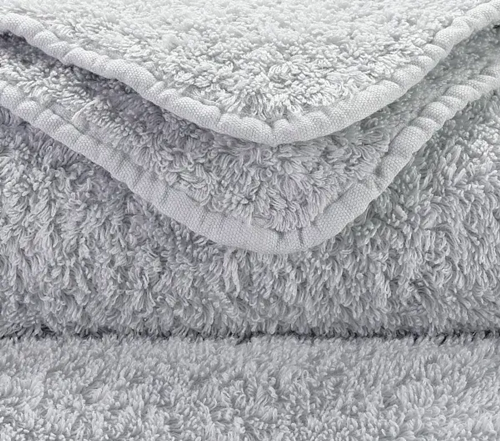 Полотенце 70x140 Abyss & Habidecor Super Pile 930 perle
