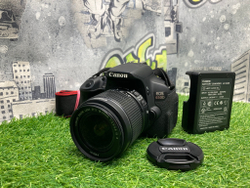 Canon 650D kit 18-55mm 3.5-5.6 IS II 8.100 кадров