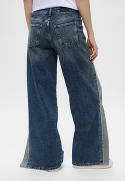Джинсы женские ARMANI EXCHANGE