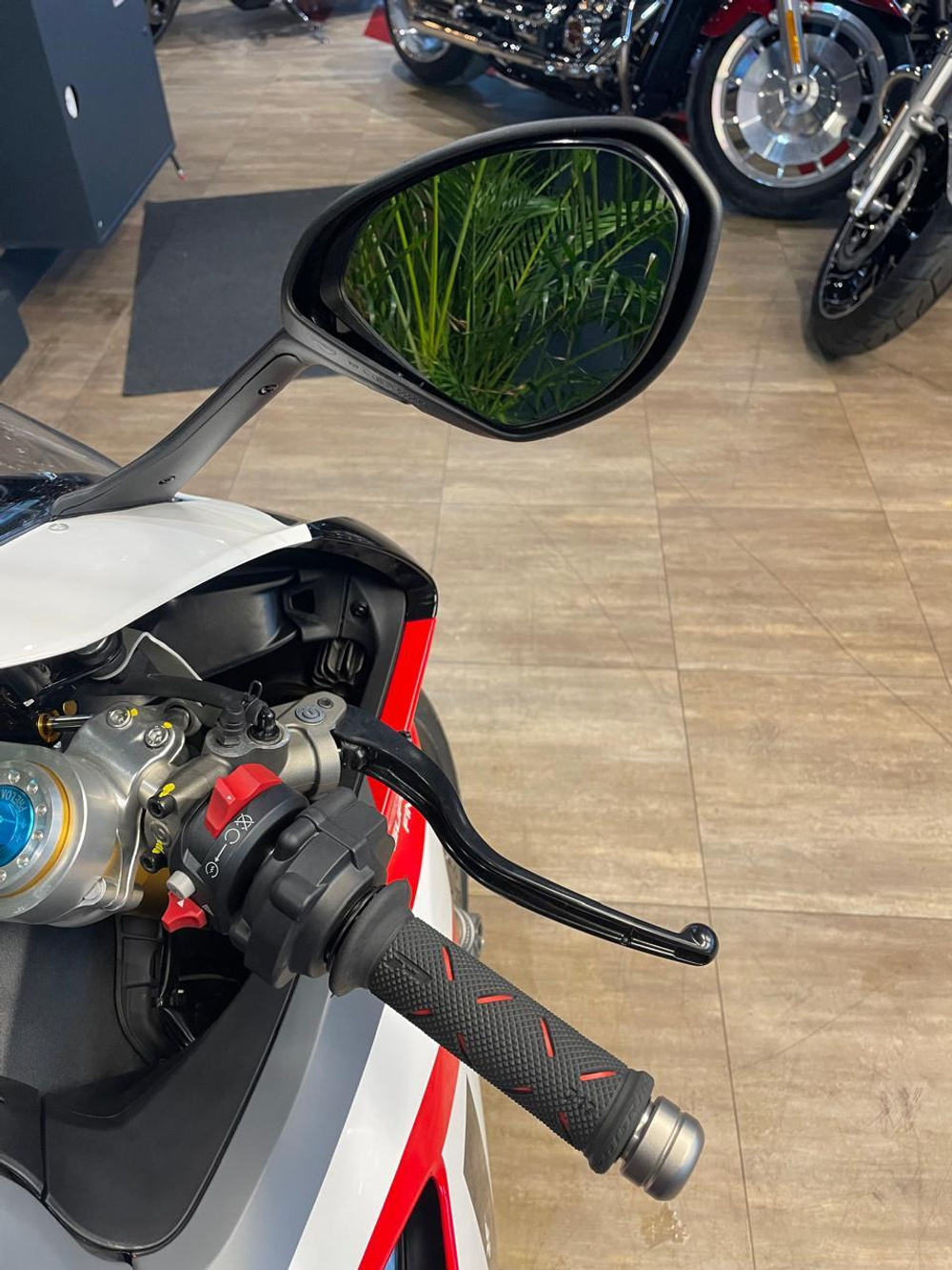 Ducati Panigale V2, 2025 Superquadro Final Edition