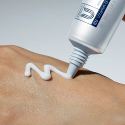 CUSKIN Vitamin U Hand Veil Cream антивозрастной крем для рук с витамином U и пептидами