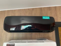 Бытовая сплит-система серии BLACK CRYSTAL Classic A AS-10HW4SYDTG5B (комплект)