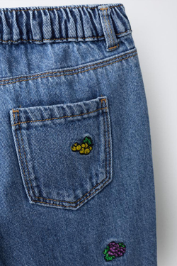 ZARA - FRUIT OF THE LOOM™ ДЖИНСЫ ПРЯМОГО КРОЯ С ВЫШИВКОЙ, СИНИЙ