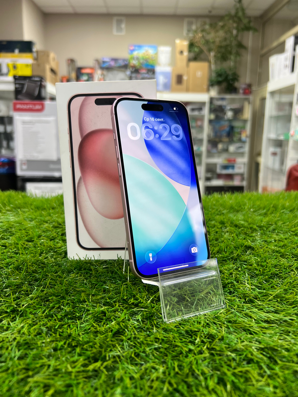 Б/У iPhone 15 256Gb Pink
