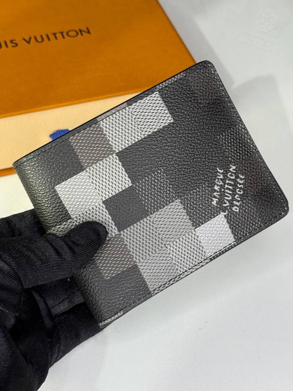 Кошелёк Louis Vuitton