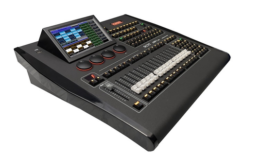 CODE Mini 1000T (1024 CH) пульт управления светом в кейсе