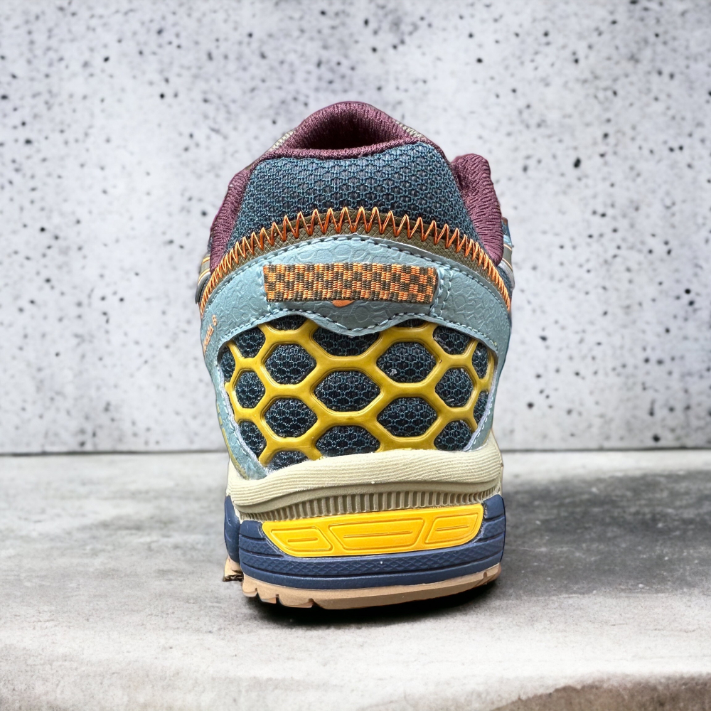 Asics Gel-Kahana 8 • Orange Blue