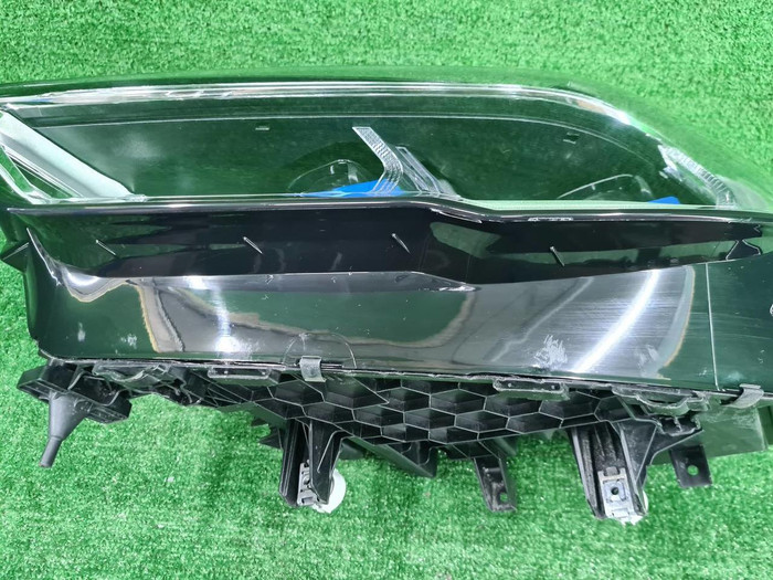 Фара левая BMW X5 G05 X6 G06 (2018-2023) Laser