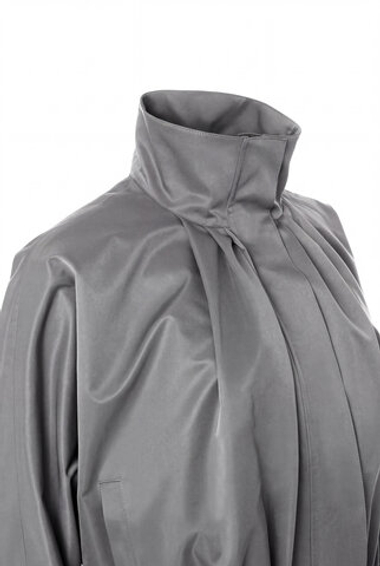 «Air jacket» Ветровка с драпировкой на молнии.