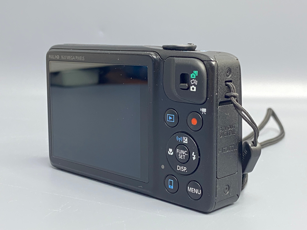 Canon PowerShot SX600 HS — желтит половина экрана