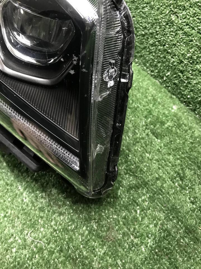 Фара правая Kia Sorento 3 UM Prime (2017-2020) LED
