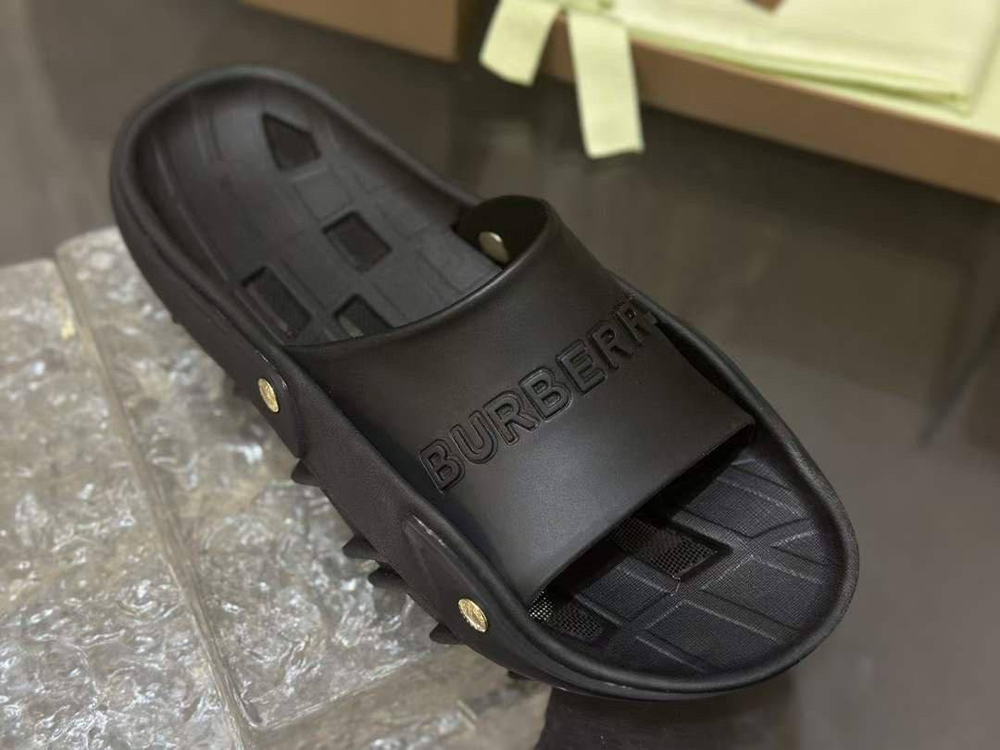 Шлёпанцы Burberry