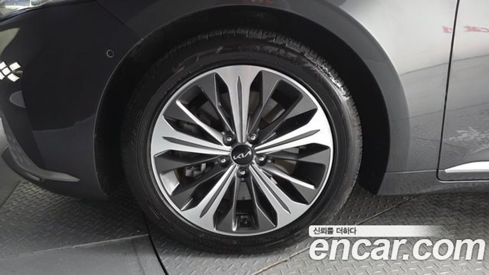 KIA K8 3.5 Gasoline 2WD — 2022