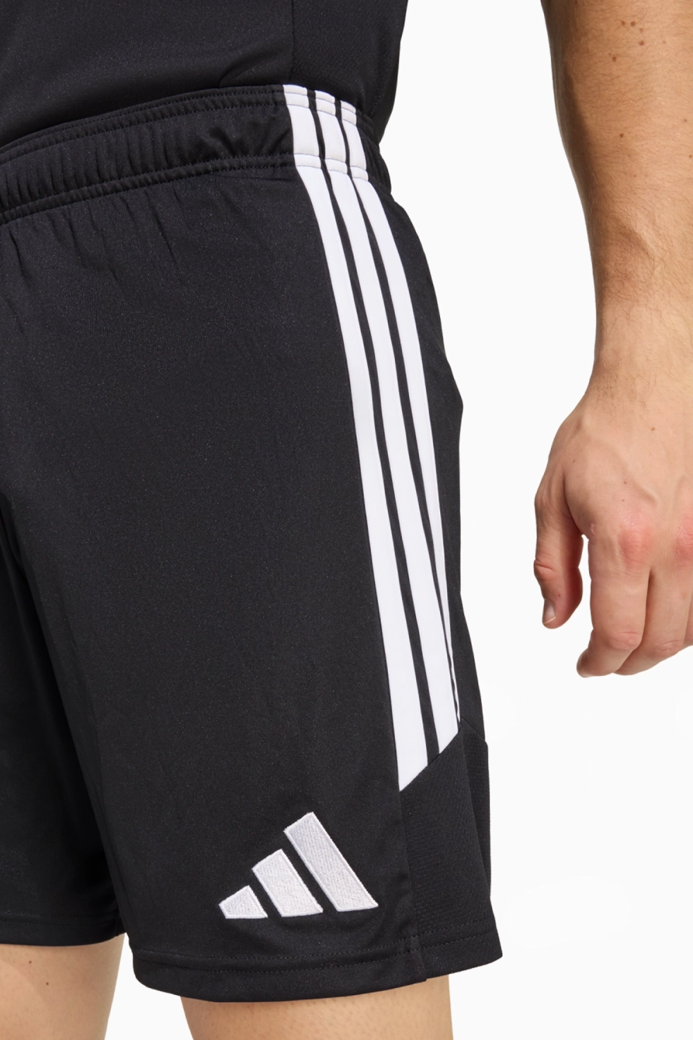 Шорты adidas Tiro 26 League - черный
