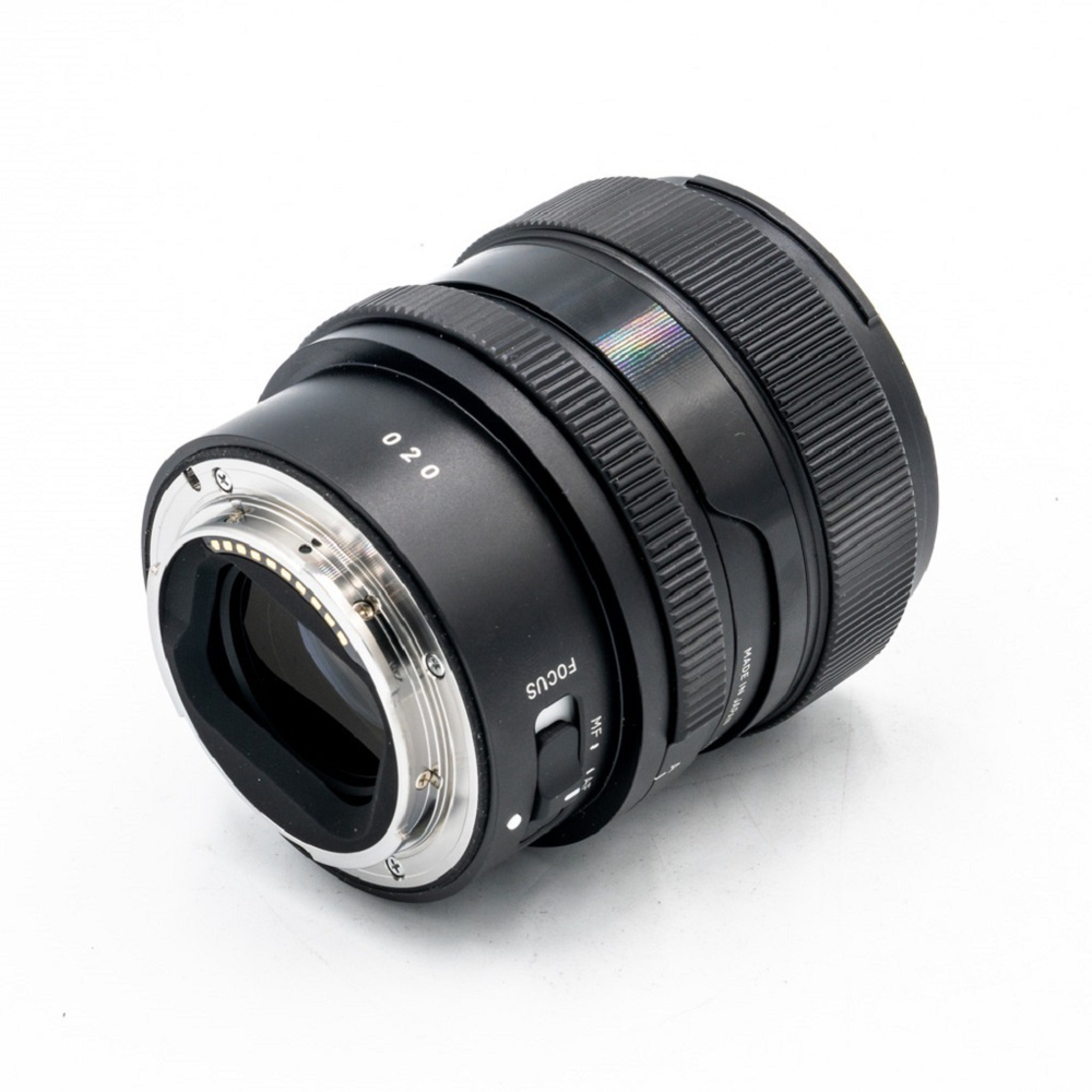 Sigma 65mm f/2 DG DN C Sony E