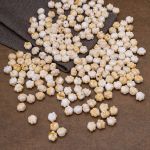 Бусины акрил 18.5х16.5х14 мм, 500 г, дымка, Кошачьи лапки, AD013 бело-коричневый, (7748712)7502 , Astra&Craft