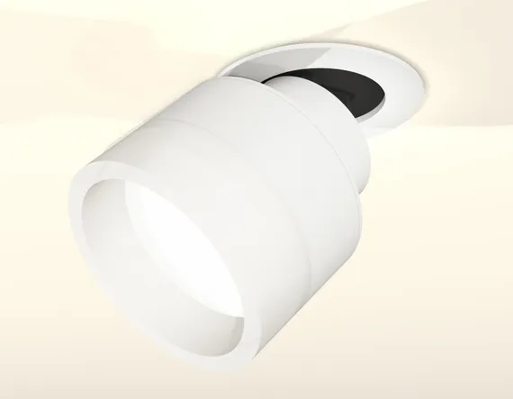 Точечный светильник Techno Spot XM8101520 Ambrella