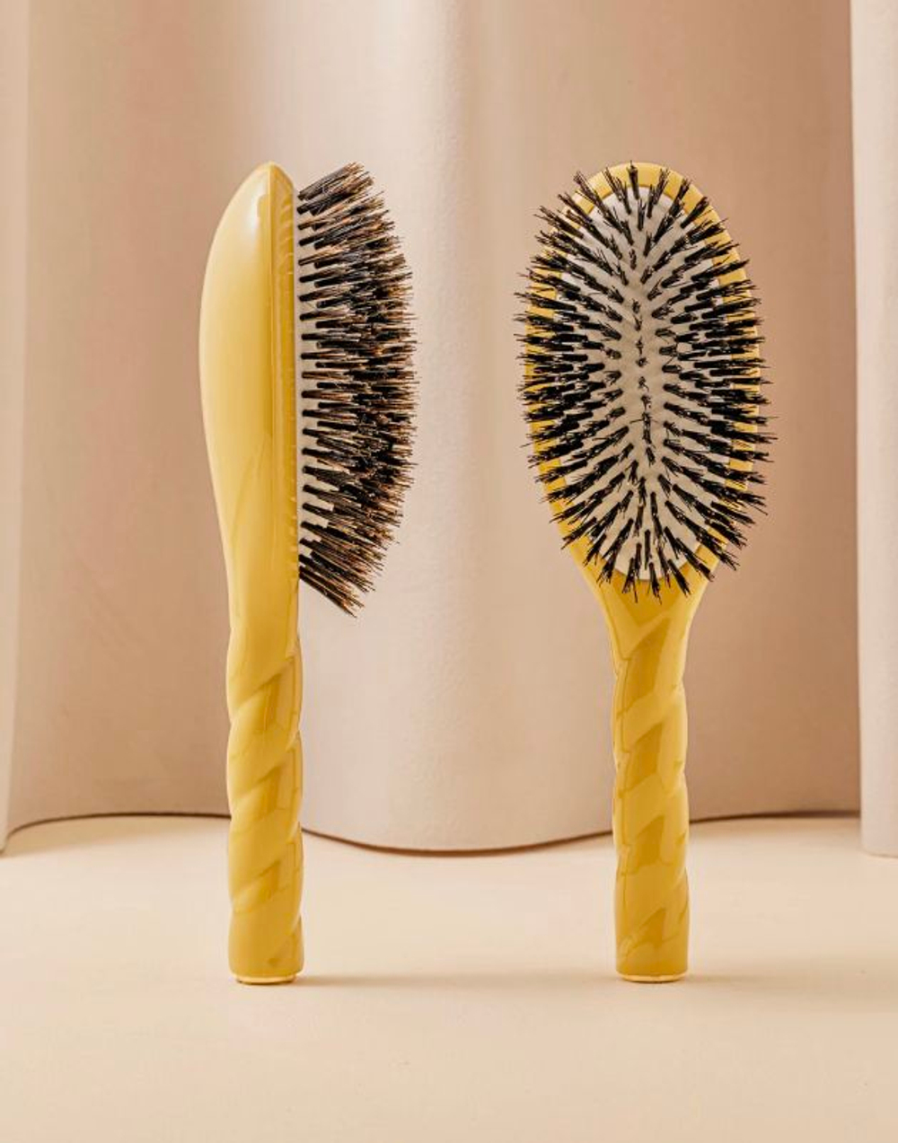 La Bonne Brosse Массажная расческа для волос N 01 Universal Hair Care Brush - Emerald Green