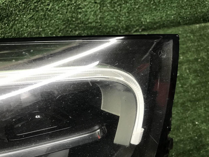 Фара правая Mercedes GLC X253 (19-22) LED