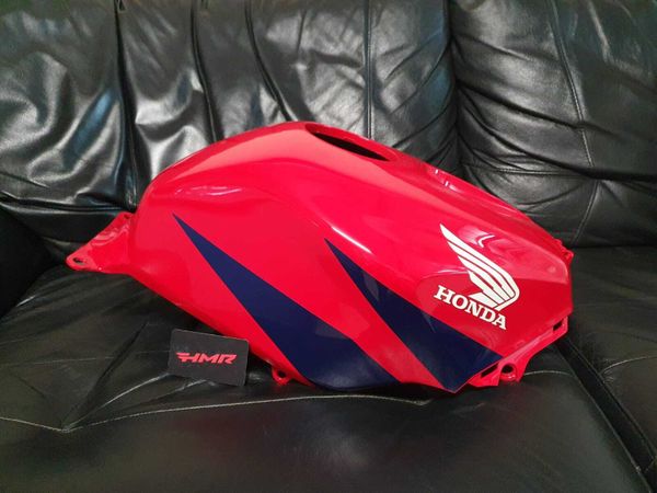 Honda Накладка бака CBR 600 RR 2005 83150-MEE-D00ZA