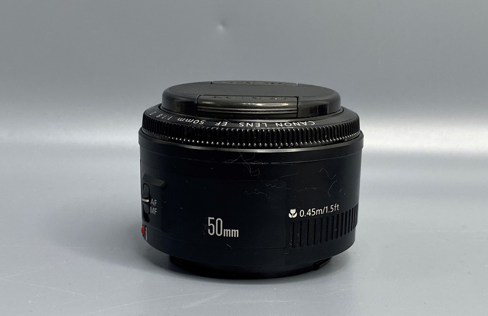 Canon EF 50mm f/1.8 II