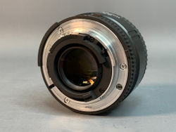 Nikon AF Nikkor 35mm f/2D