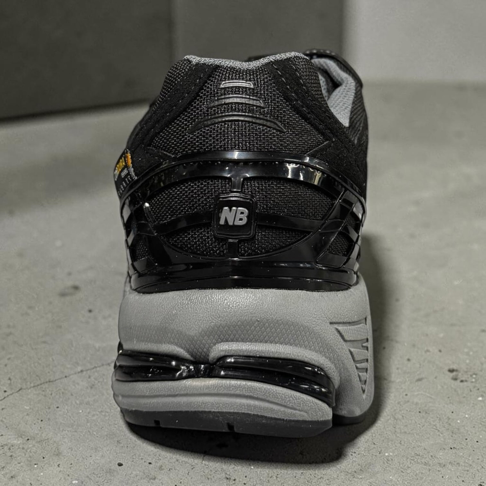 New Balance 1906R Cordura • Black Gray
